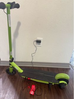 Razor Black Label E90 Electric Scooter - Green, for Child Ages 8+ and up to 120 lbs, up to 10 mph