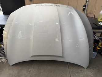 2016 2017 2018 2019 NISSAN SENTRA HOOD BONNET OEM USED