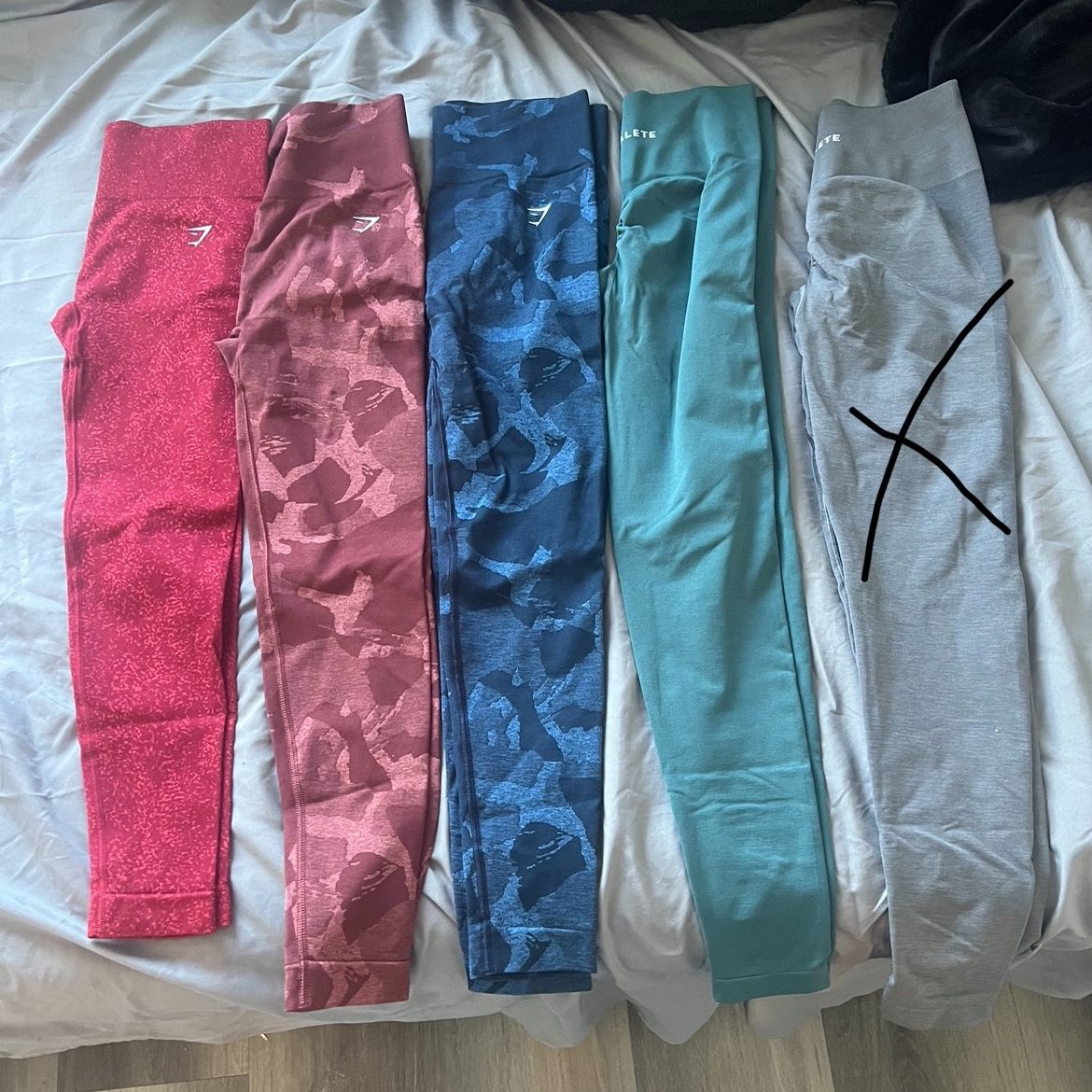 Alphalete Leggings Size Small for Sale in Los Angeles, CA - OfferUp