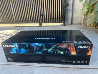 Samsung 40" G7 Gaming Monitor