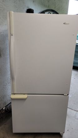 AMANA 30" REFRIGERATOR WORKS GREAT CAN DELIVER ANYWHERE