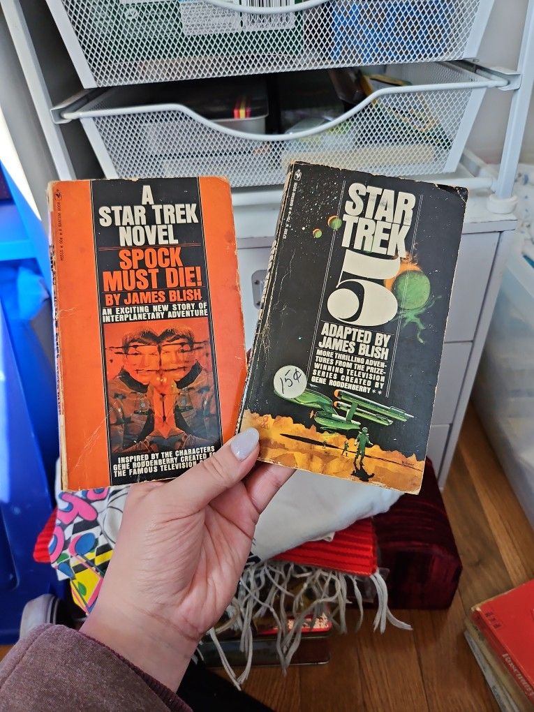 Star Trek Paperbacks - Spock Must Die And Log 5