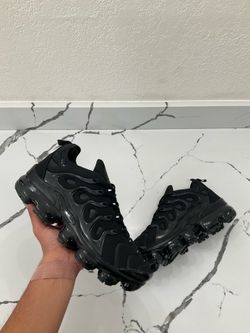 Black Nike Vapormax