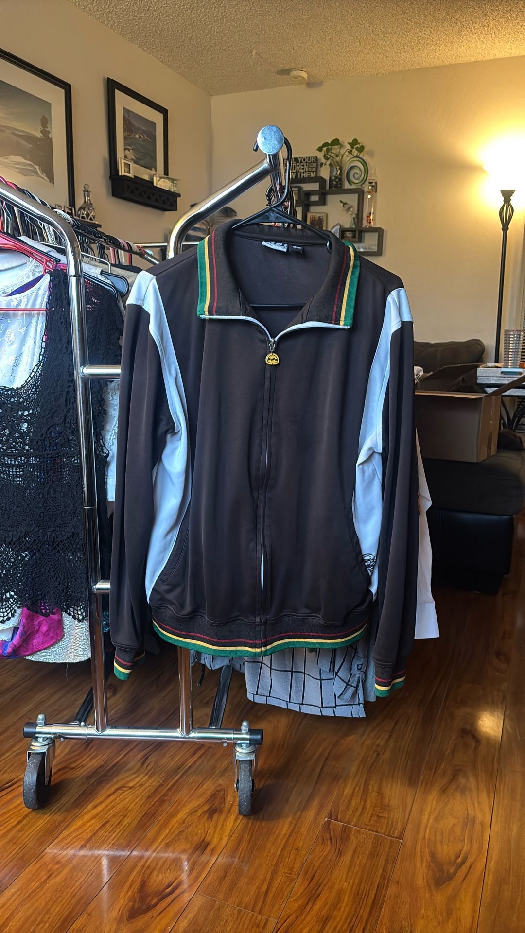 Billabong zip up lightweight jacket - Rasta Style