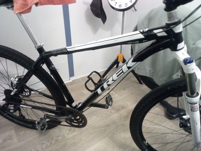 29 Inch Trek 200 Obo