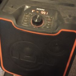 Ion Sport XL Bluetooth Radio