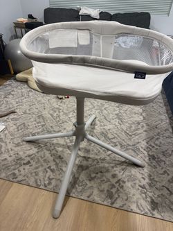 Halo BassiNest Swivel Sleeper 3.0