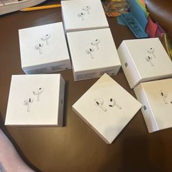 AirPod Pro Gen 2 And AirPod Gen 3