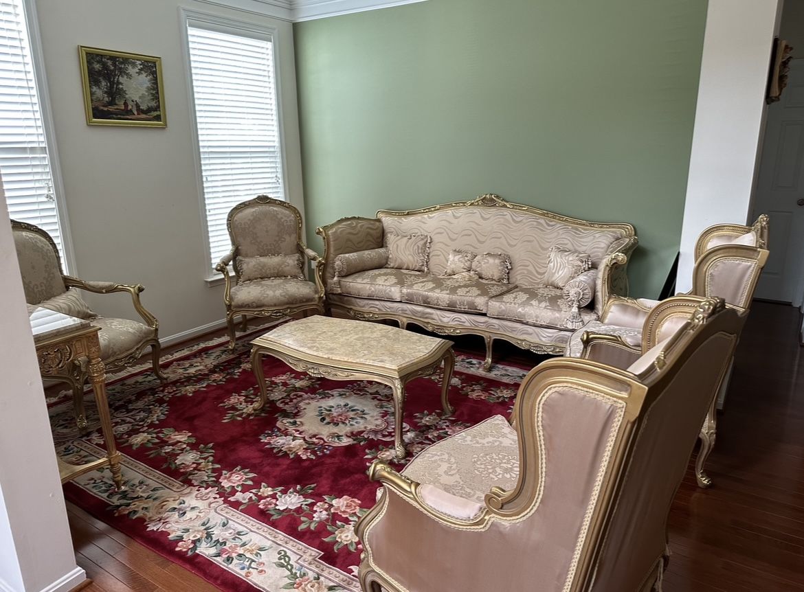 Egyptian gold Salon/living Room