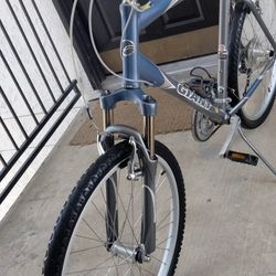 Giant Sedona DL Aluminum MT Bike. In Super Nice Shape