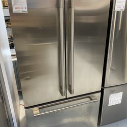 GE Monogram Stainless Steel ENERGYSTAR 23.1 Cu. Ft. Counter Depth French Door Refrigerator 