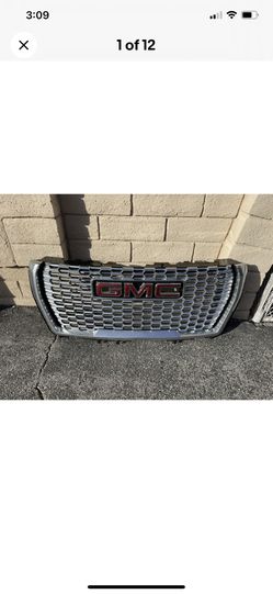 OEM 2021 2022 GMC Yukon Denali Front Grille Galvanized Silver w/ Emblem (contact info removed)3