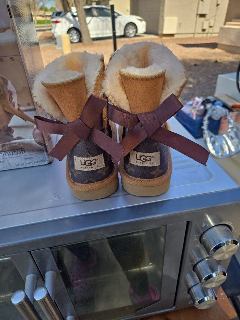 Uggs