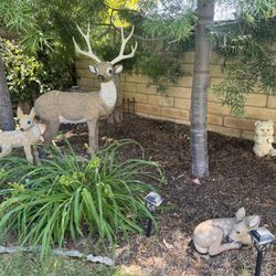 3 Pc Lawn Feet 