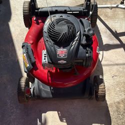 Lawn Mower 500E By Briggs And Stratton