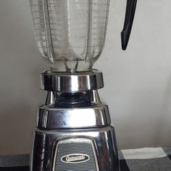 VINTAGE OSTERIZER Supreme GLASS CONTAINER BLENDER