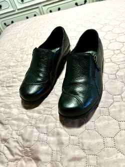 Clark Woman Shoes Size 8.5