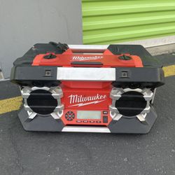 Milwaukee Jobsite Radio