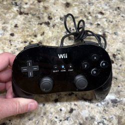 Official Nintendo Wii Pro Controller Classic Black RVL-005