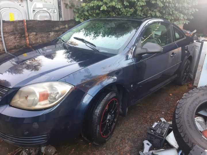 Cobalt 2.2. 5spd. 2009 2dr 