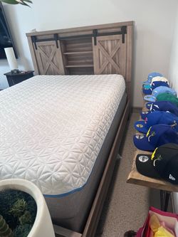 Queen size bed frame , headboard w/usb, tempur pedic mattress and platform