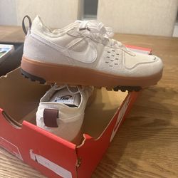 Nike C1TY  - Men's size 9 - Brand New (no box)
