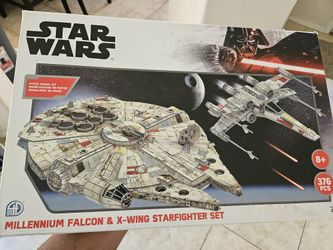 Paper Model Kit Star Wars. New & Unopened