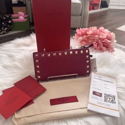 Valentino Garavani Rockstud Wallet 
