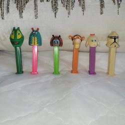 Pez DISPENSER 