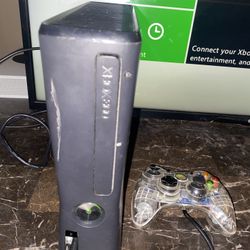 Xbox 360 Slim w controller