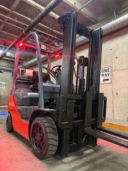 TOYOTA M8, latest model 4500 lb, 2 stage , LOW Hours, fully maintained