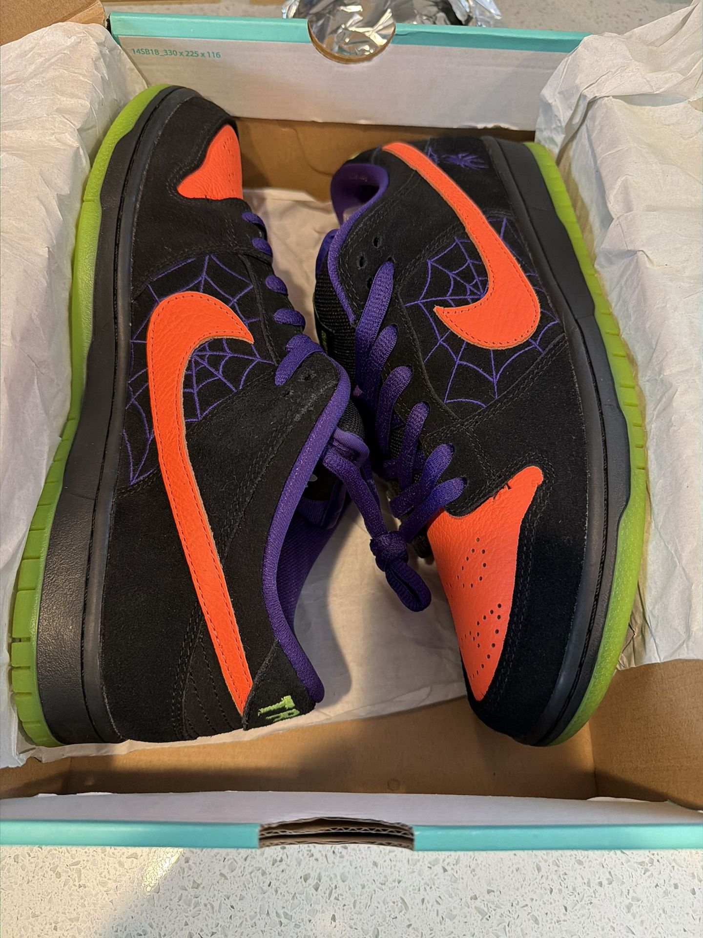 Nike SB Dunk Low Night Of Mischief Halloween