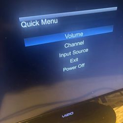 Vizio Tv ! 32 Inches ! SEND BEST OFFER