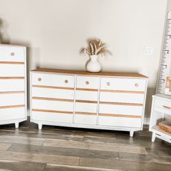 3 Pc Furniture Set Dressers And Nightstand