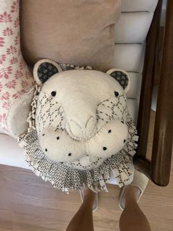 Fiona walker felt large animal head decor