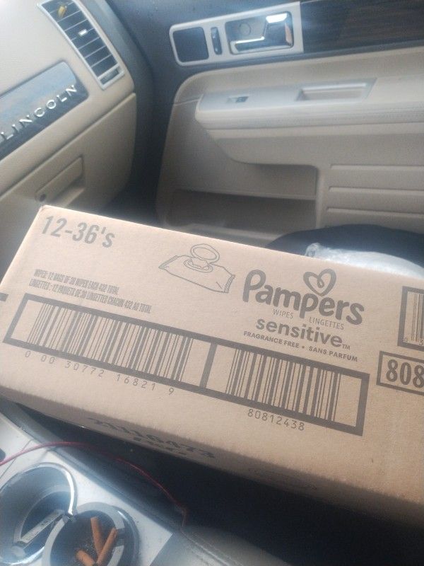 Pampers Baby Wipes. 12 Packs In A Case 36 Wipes In A Pack