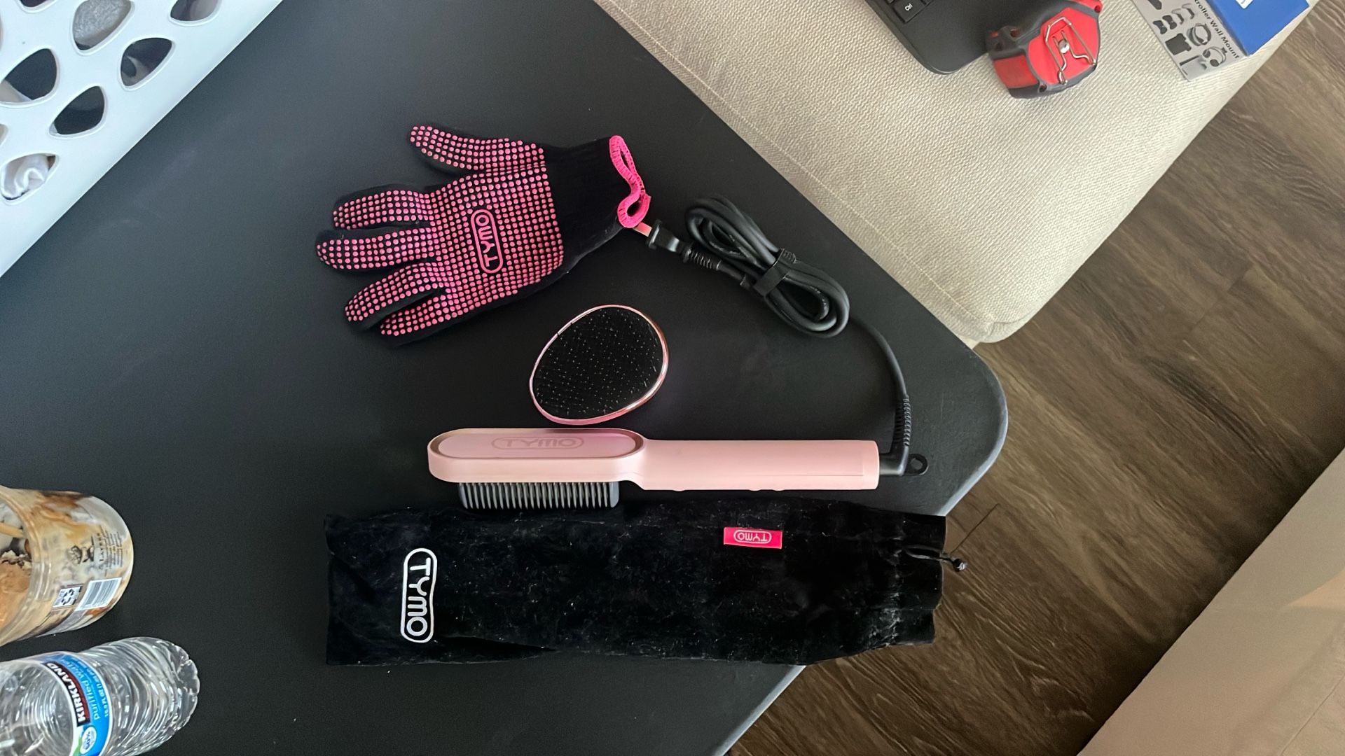 brush to straighten hair