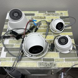 4 Analog Cameras