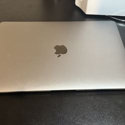 MacBook Air Used Like New