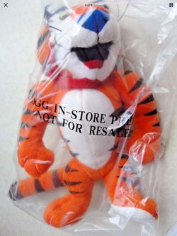 1997 .. Kellogg's Frosted Flakes .. Tony the Tiger .. 8" Plush Toy .. Poseable with Moving Joints .. they were Promotional Items .. Brand New Old St