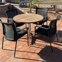 Table With 4 Chairs