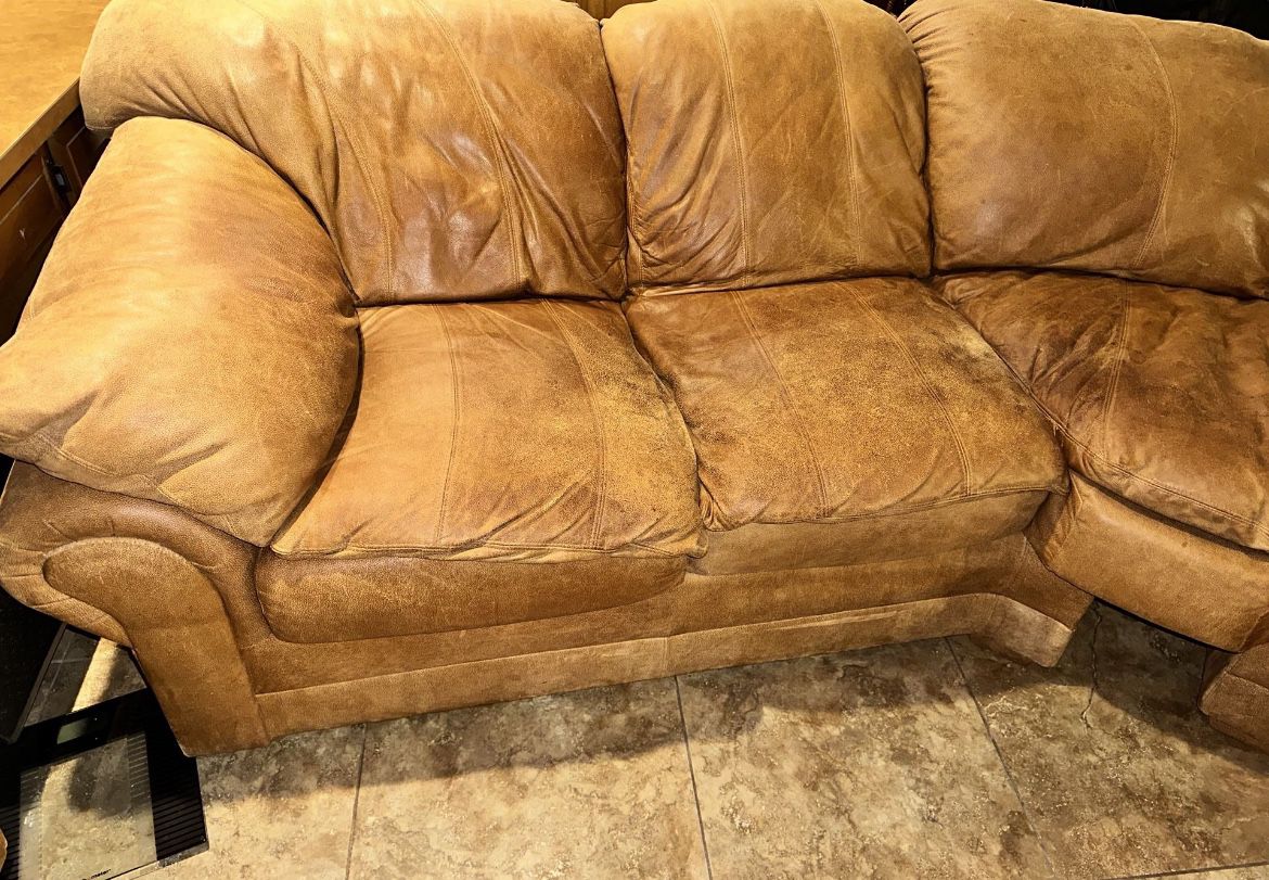 Coustom Grade 10 AAA Leather Couch 