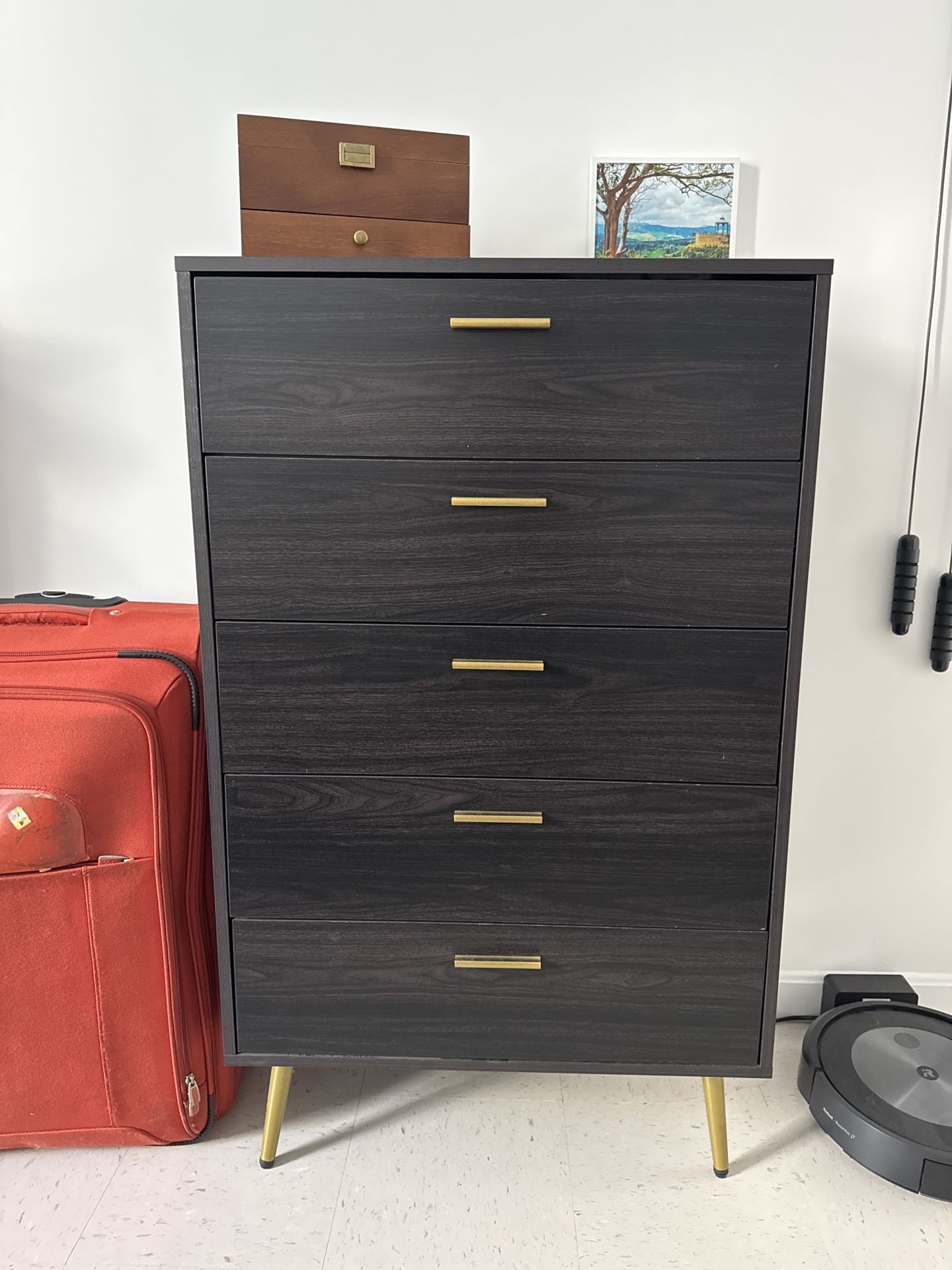 Dresser (with Free Nightstand)