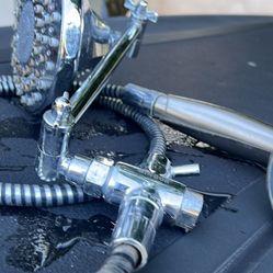 Head Shower And Handheld Shower