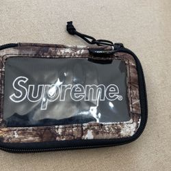 Supreme Small Wallet 