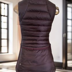Lululemon Vest Size Small  (size 6)
