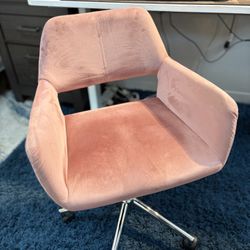 Velvet pink office chair