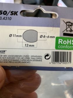 Wind shield for microphones