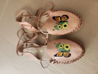 Artesanias D' Alex women's sandals