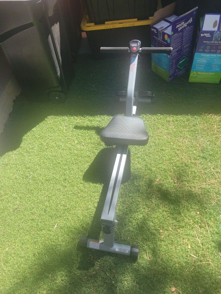 Sunny Healtj & Fitness Rowing Machine